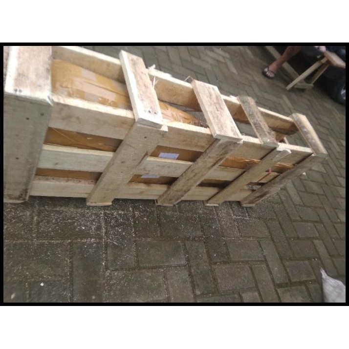 

DISKON TAMBAHAN PACKING PALLET KAYU SUPAYA EXTRA SAFETY