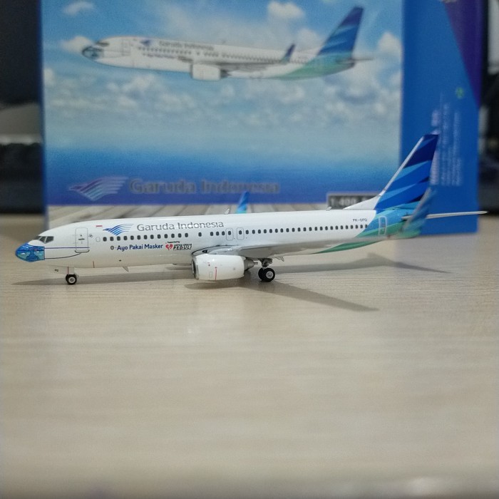 HOT SALE Garuda Indonesia Boeing 737-800 PK-GFQ Phoenix 1:400