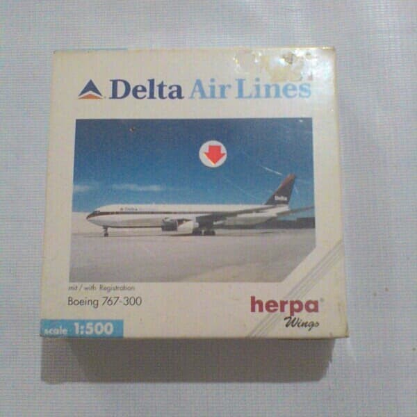 HERPA WING 1:500 DELTA AIRLINES BOEING 767-300
