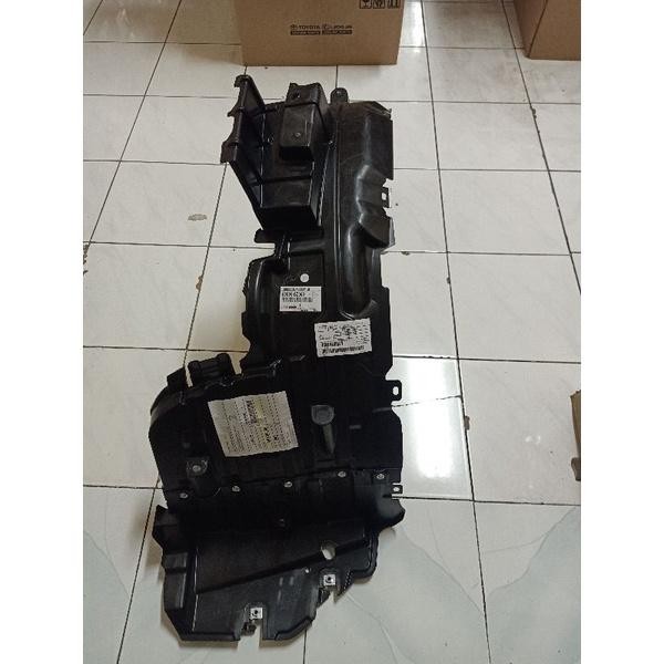 Liner Fender Liner Spakbor Avanza Veloz 2016/2018 Original