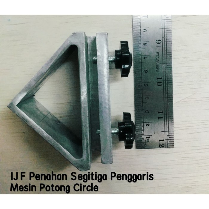 

TERBARU! Penahan Segitiga Penggaris Mesin Potong Circle