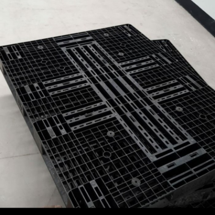 

HOT SALE! pallet plastik bekas ukuran 110x140x12 double jaring. dengan kapasit