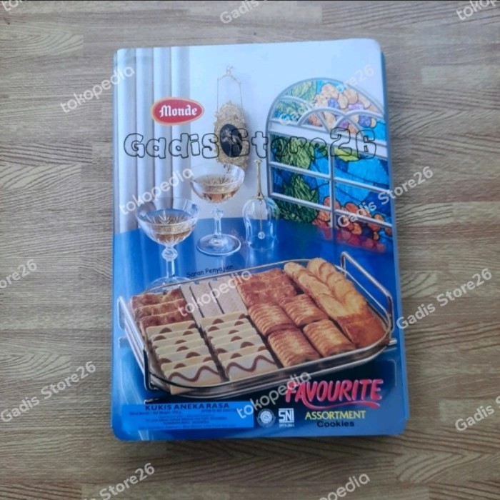 

MONDE FAVOURITE ASSORTMENT 575 GR KUE KALENG BISKUIT KALENG