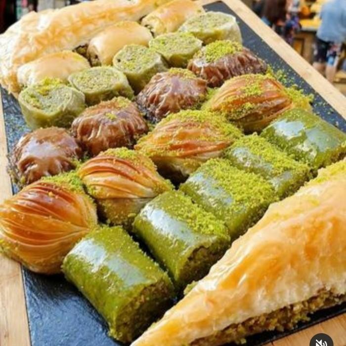 

Baklava Turki Fresh Baklava Karakoy Baklava Gazibey Baklava Safa 1Kg Terlaris 100 % Original