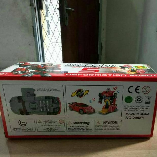 Mobil Warrior 5 Bisa Berubah jadi Robot ( 20888 )