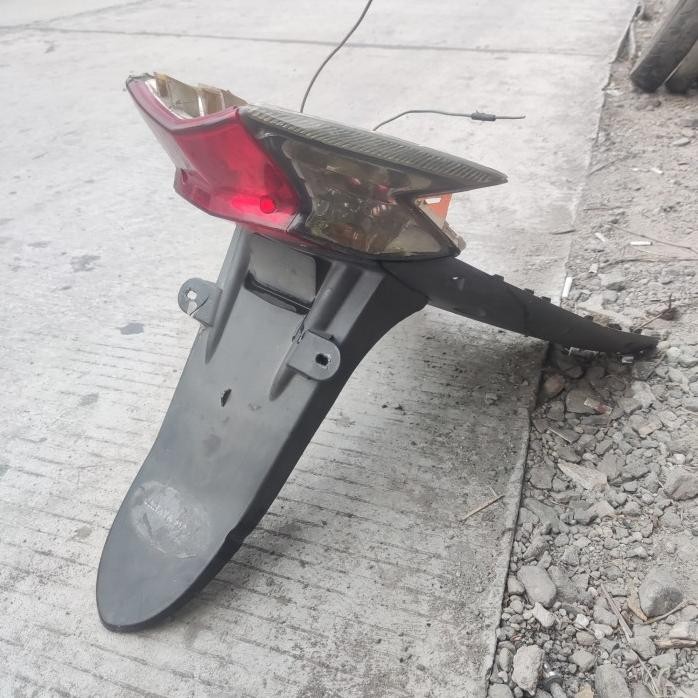 Gdpart Spakbor Slebor Belakang Lampu Stop Lamp Kymco Free Lx Original Ori Copotan