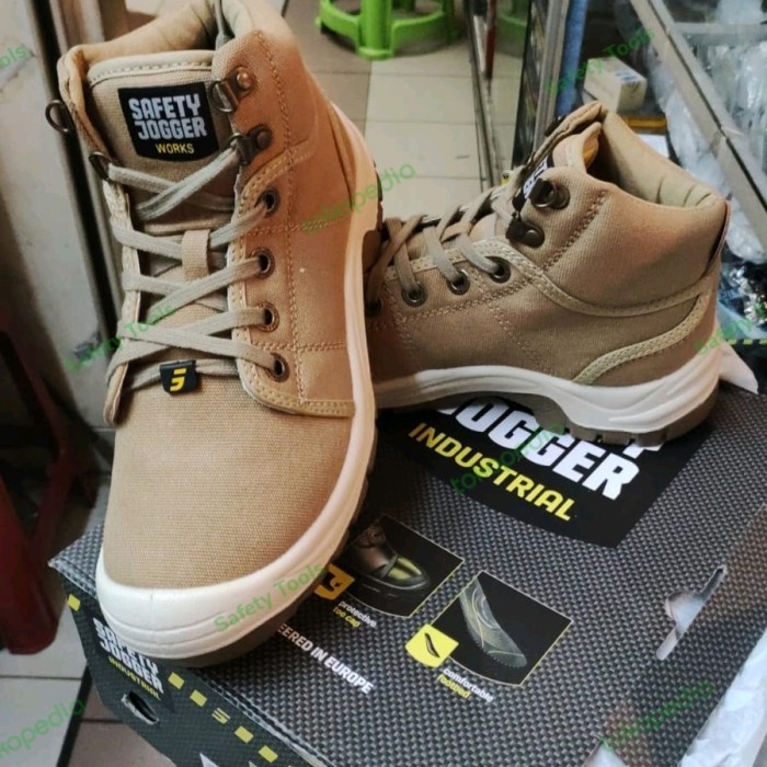 Sepatu Safety Jogger Dessert Murah