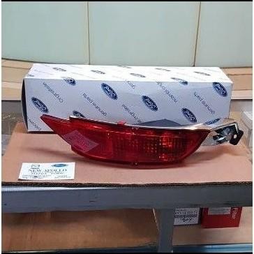 Reflektor Mata Kucing Ford Fiesta Kanan