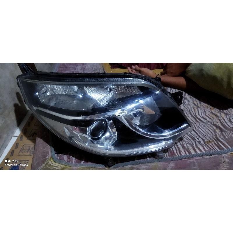 Headlamp Toyota Rush 2016