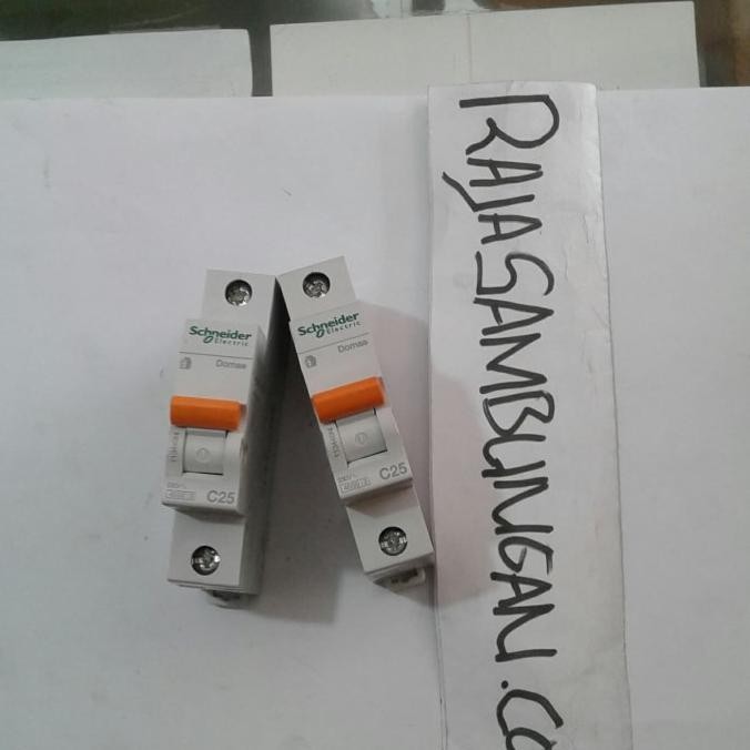 MCB Schneider electric 25A MCB Merlin Gerin 25 A pemutus sirkit