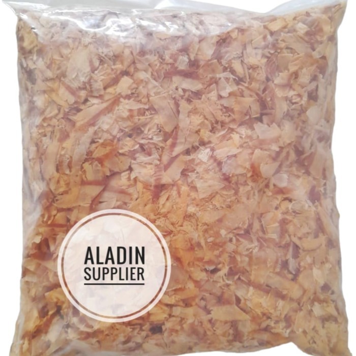 

KATSUOBUSHI / IKAN CAKALANG SERUT 500 GR