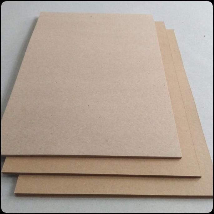 

1 Rim Kertas Kraft Liner 290 Gsm Uk 90 cm x 120 cm Food Grade