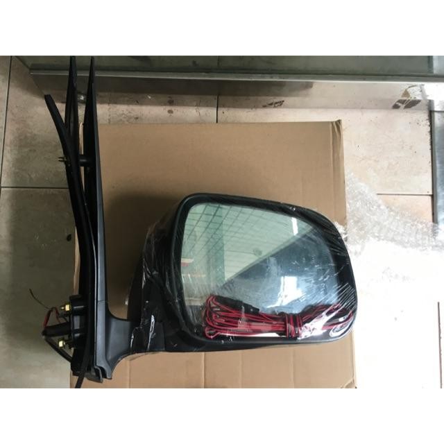 Spion Innova Luxury 2010 Pake Lampu