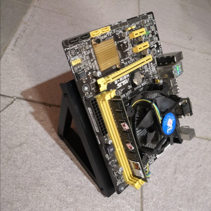 Vertical Motherboard Stand CPU Test Rig Desktop PC Open Air Test Bench