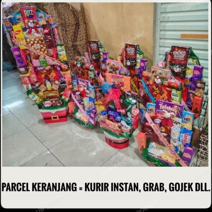 

Terlaris Parcel Snack Hampers Natal Lebaran - Type M Pake Jw Ready Stok