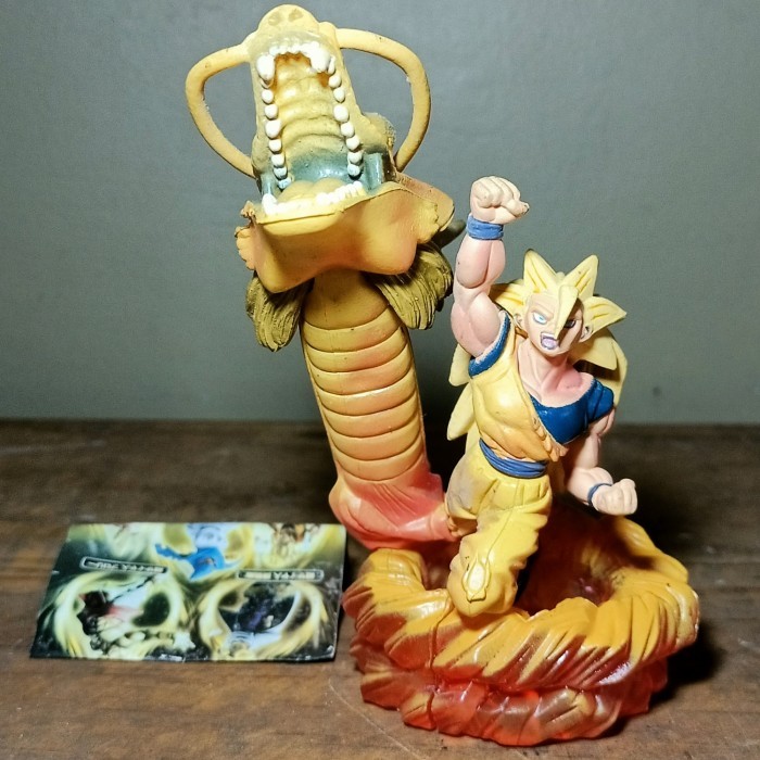 [ARC] action figure dragon ball son goku naga