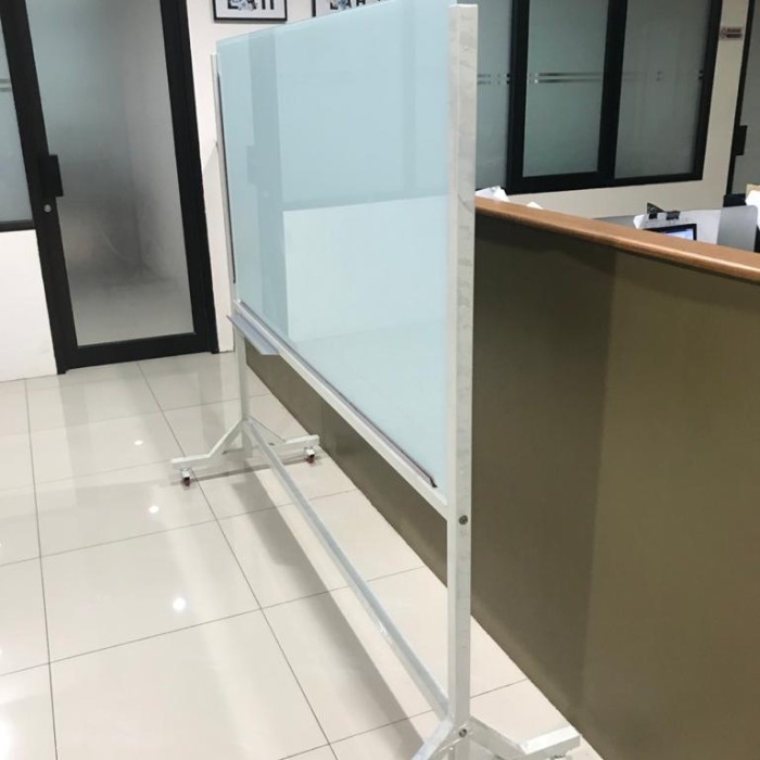 

glassboard standing 120x180 magnetic