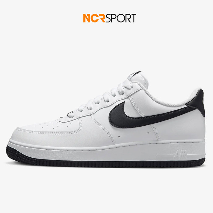 Sepatu Sneakers Nike Air Force 1 '07 White Black Original