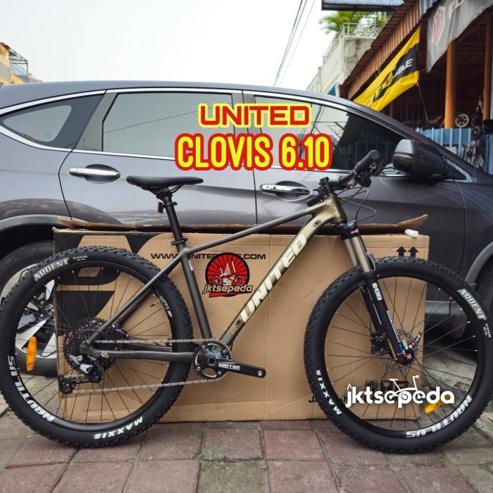Sepeda MTB UNITED Clovis 6.1