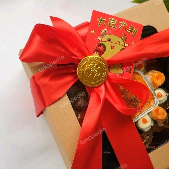 

Birthday Sushi Cake Hampers Original Dan Terpercaya