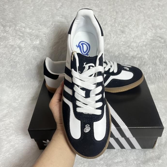 Sepatu Sneakers Adidas X Stussy White Black 8 Ball Pool Unisex Marsyaanggrita