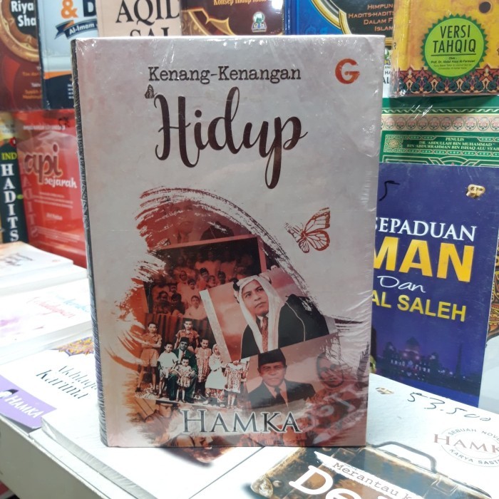 

BUKU KENANG-KENANGAN HIDUP - BUYA HAMKA !!