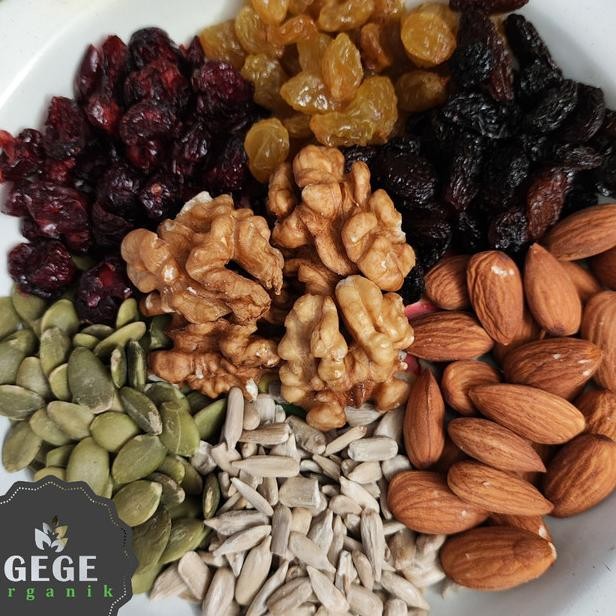 

Trail Nut Eed Fruit Almond Mete Mede Walnut Pumlabu Unflower Matahari I Hitam I Uning Ranberi Raiin Cahew Cranberry