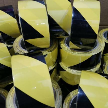 

LAKBAN ZEBRA YELLOW & BLACK / FLOOR MARKING TAPE "POLICE LINE (WARNING ASLI