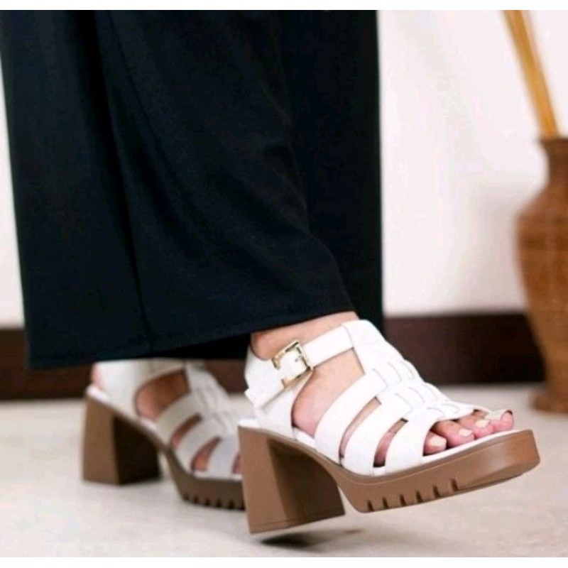 SEPATU SANDAL KULIT/SEPATU SANDAL POLLUX AY02