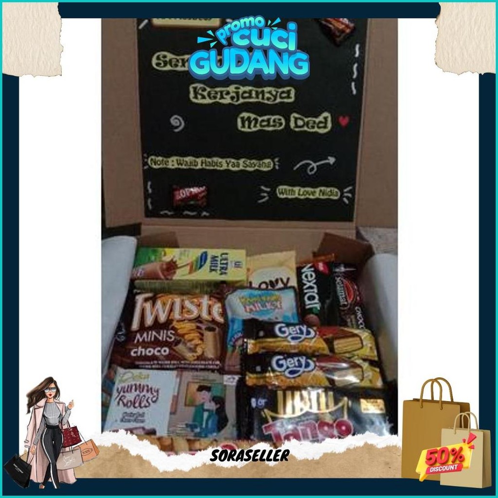 

Hampers Snack Box Ulang Tahun / Wisuda / Anniversary/ Paket Coklat Bisa Cod
