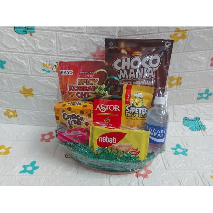 

Parcel Lebaran 2021 (1) Isi Makanan + Minuman Halal 7 Macam Termurah