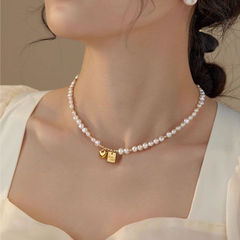 High-end Lucky Wish Pendant Heart Pearl Necklace for Women