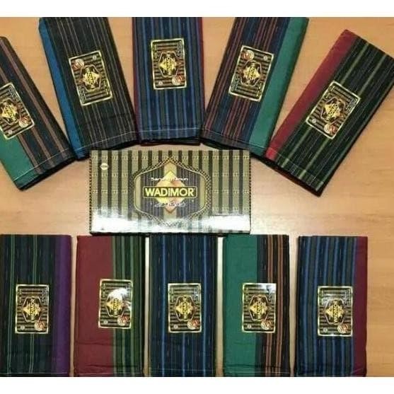 SARUNG WADIMOR MOTIF MANIK MANIK