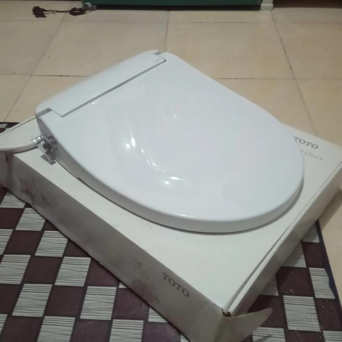 Tutup Cover Kloset Duduk Toto Eco Washer (Soft Closing)