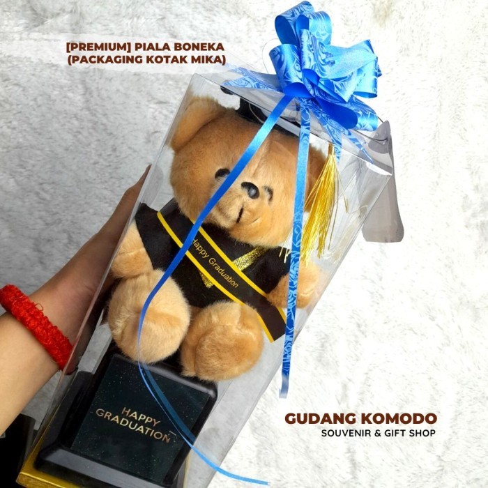 

PREMIUM PIALA BONEKA TEDDY BEAR HADIAH KELULUSAN WISUDA