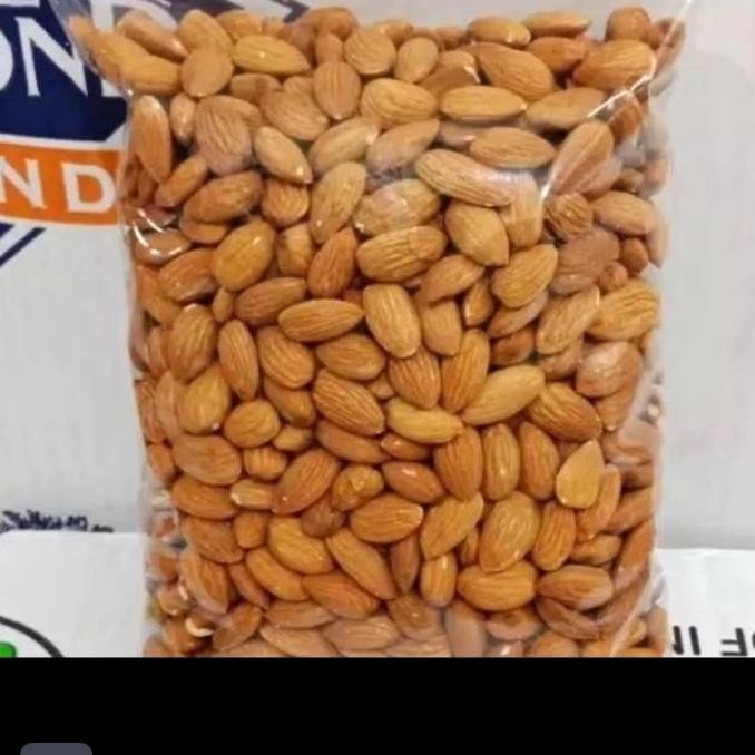 

almond raw 1 kg almond metah / almond import , hight kualitas blu diamond termurah