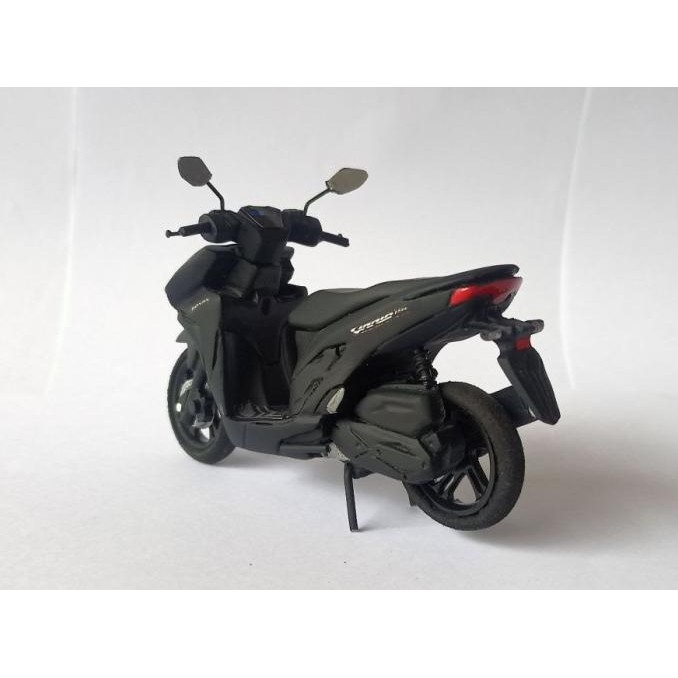 Diecast Miniatur Motor Honda Vario 150 hitam mainan koleksi skala 18 CM