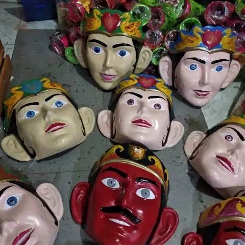 Topeng Ondel Ondel Ukuran 1 Meter - 1,2 Meter