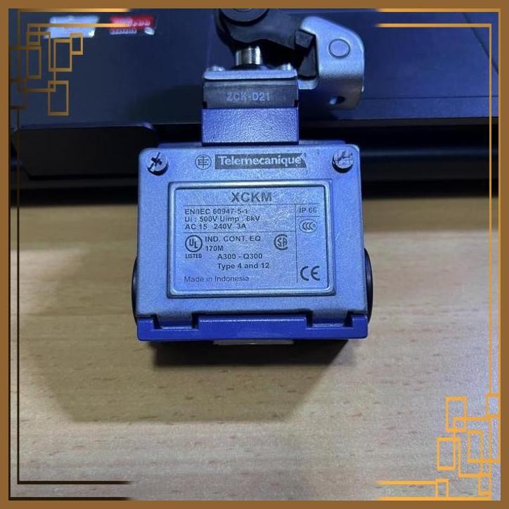 [SRB] Limit Switch Telemecanique XCKM ZCKM1H29 type Roller