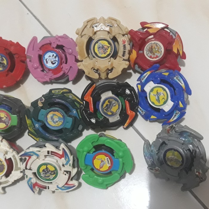 Jun - Produk Terlaris Gasing Beyblade Jadul [Sale Terbatas]