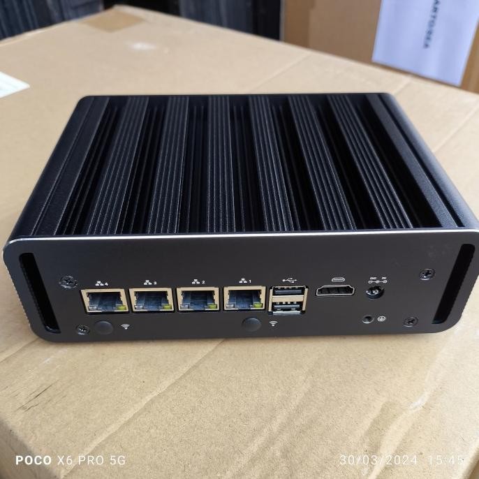 Industrial Mini PC Router x86 Intel N100 4Port LAN 2.5G