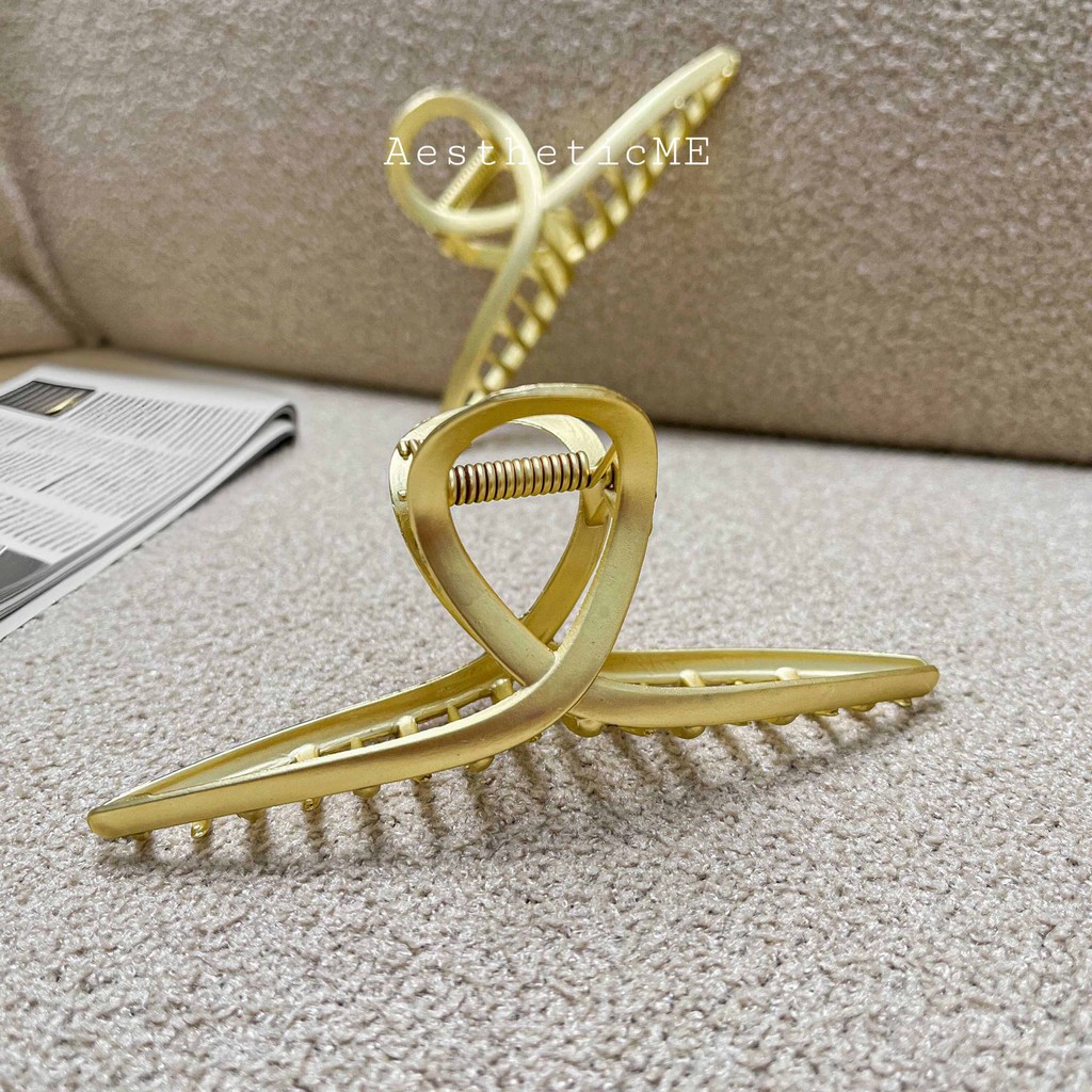Aestheticme - Metal Hair Claw Gold Jepitan Rambut Korea / Hair Clip / Hair Claw / Claw Clip