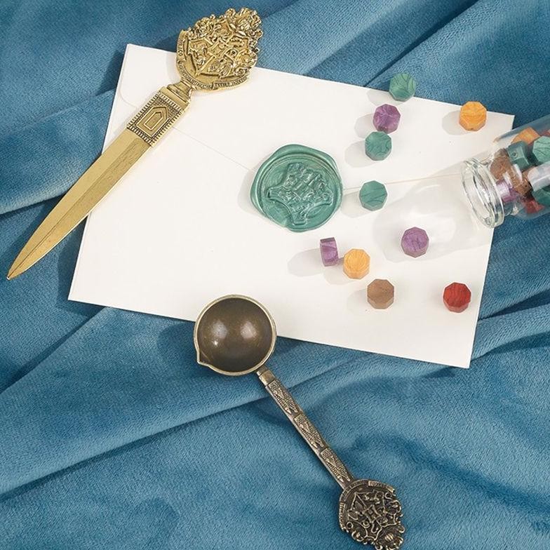 

gh-67 Pulpen Bulu Set Lengkap Harry Potter Sealing Wax Dan Feather Pen Original