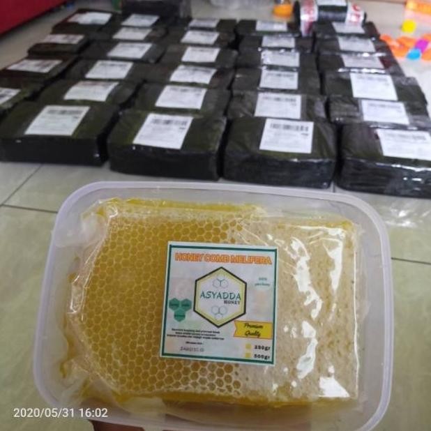 

Flash Sale Madu Sarang Asli Murni 500 Gram / Sarang Madu Grosir Murni Asli Premium