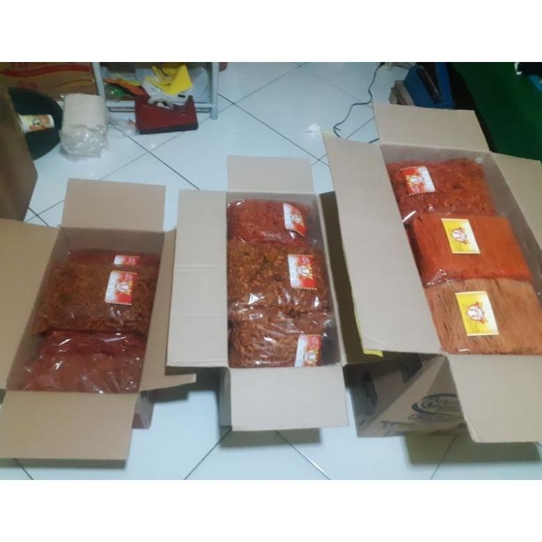 

Ori Supliyer Camilan Repack Mie Lidi Kiloan Premium