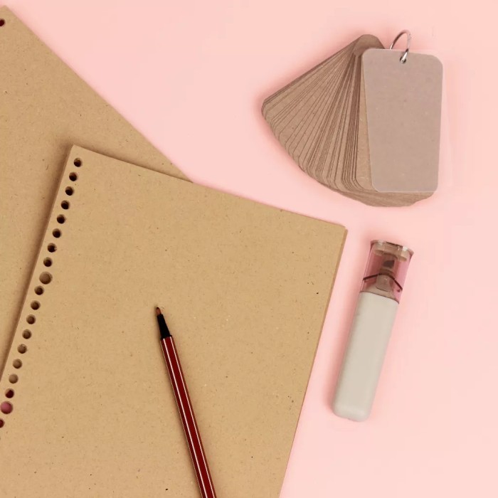 

Amberela - Isi 25 Lembar Loose Leaf A5 20 Holes B5 26 Holes Refill Kertas Binder