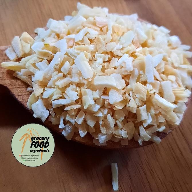 

Onion Minced Dry / Onion Flake / Bawang Bombay Cacah