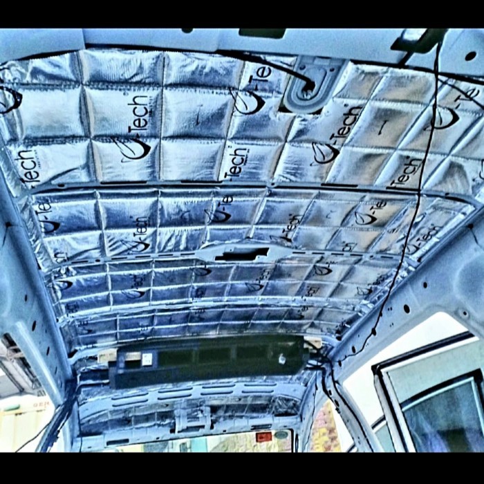 Toyota Sigra Vtech peredam panas plafon