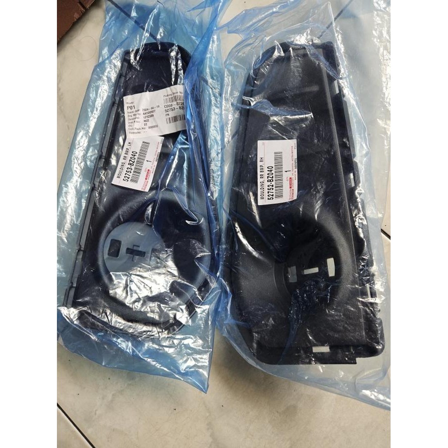 [ P & G ] Cover Reflektor Bumper Belakang Avanza Veloz 2019 2020 2021 Ori