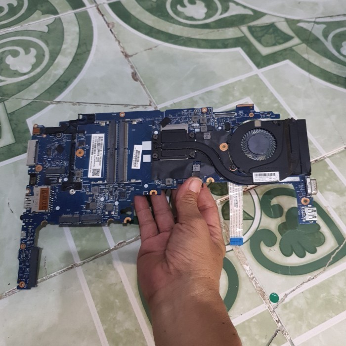 GARANSI MOTHERBOARD HP ELITEBOOK 820 G4 CORE I7 GEN 7 MATI